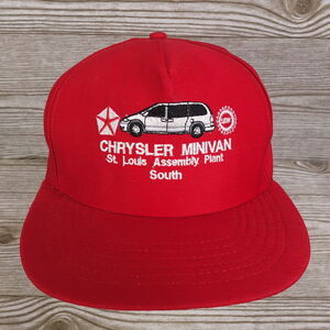 VINTAGE CRYSLER MINIVAN ST LOUIS RED DEALERSHIP SNAPBACK‎ BASEBALL HAT USA MADE